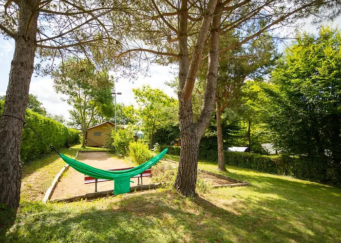 Pre-fixe Кемпинг Cassagnabere-Tournas