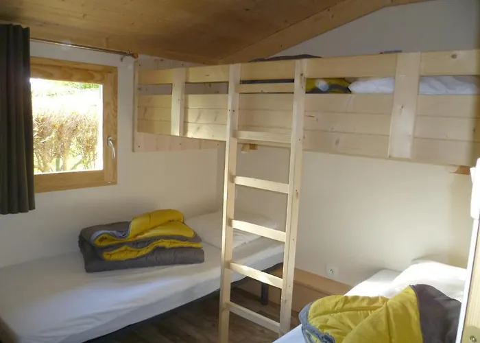 Pre-fixe Кемпинг Cassagnabere-Tournas