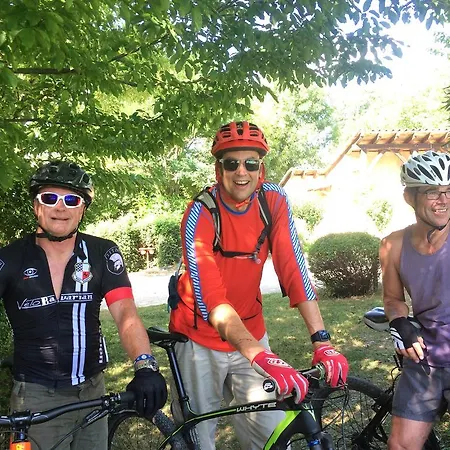 مكان تخييم Pre-fixe Cassagnabère-Tournas