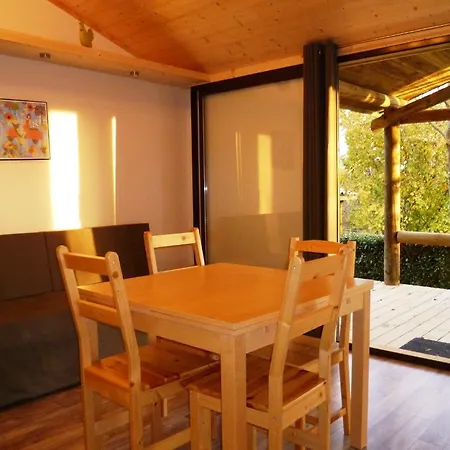 Camping Pre-fixe 4*