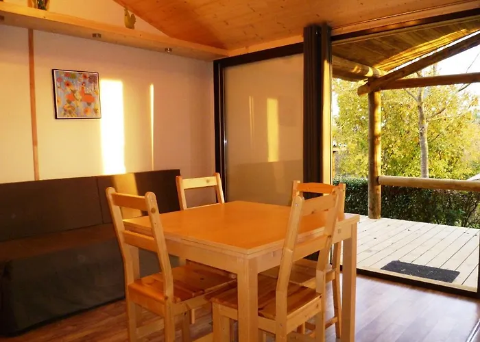 Camping Pré-fixe 4*